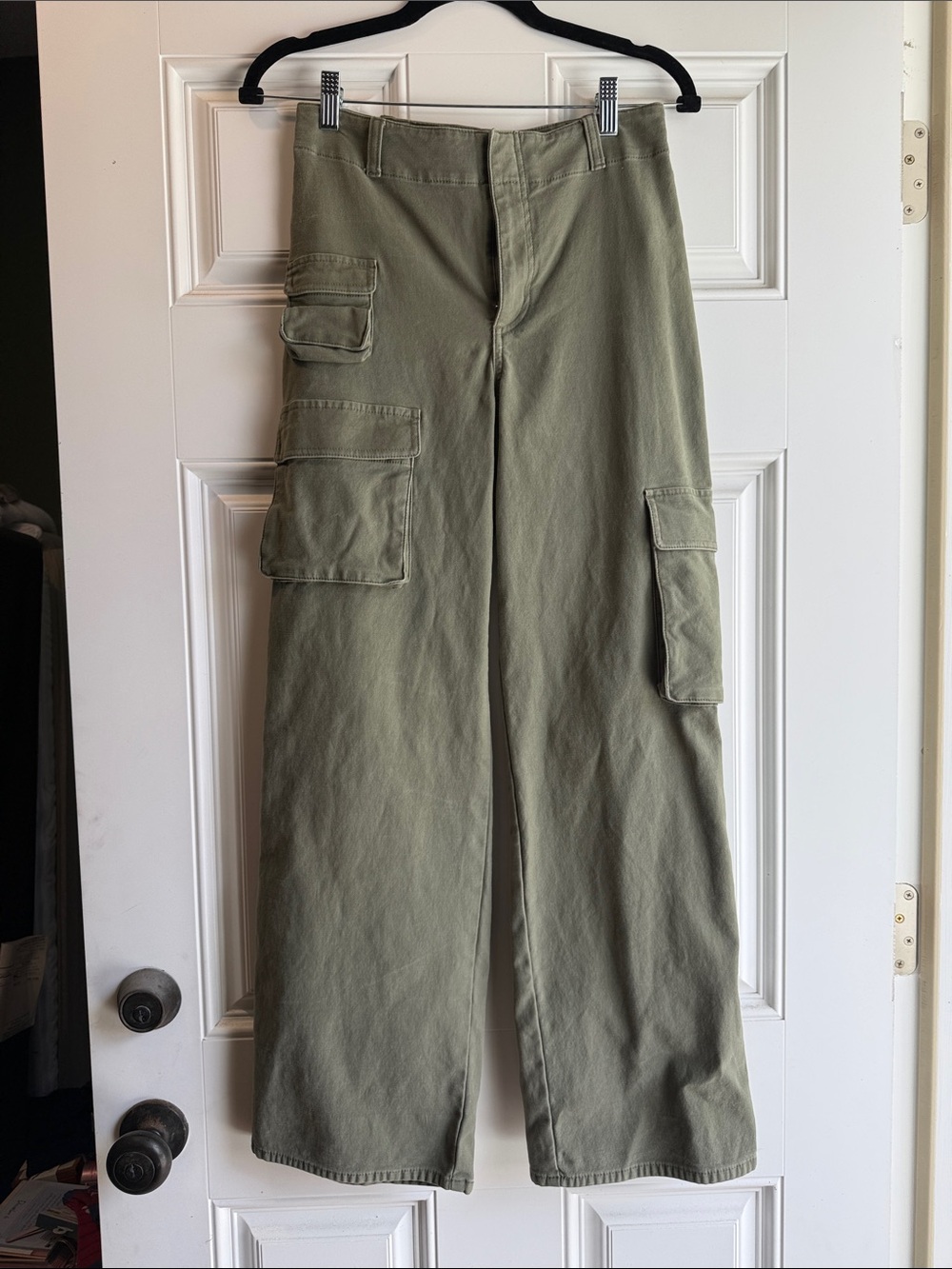 Aritzia Olive Green Cargo Pants